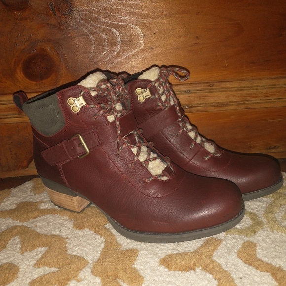 ~~MERRELL👢Shiloh II Boots~~ - Picture 8 of 16